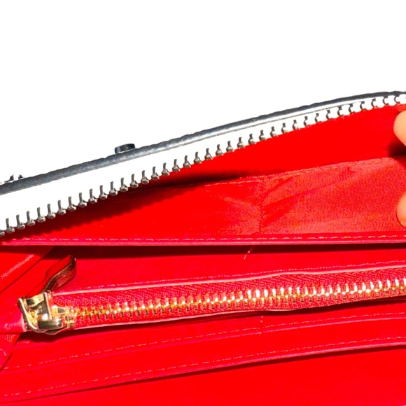 Christian Louboutin Cream Pantone Studded Wallet - Picture 7 of 17